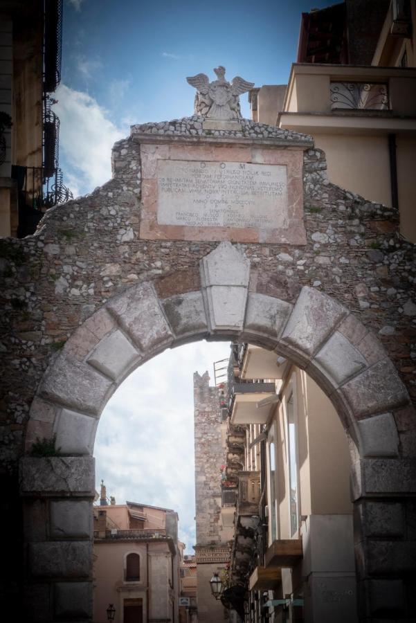 Bed And Breakfast Josepha Taormina Exterior foto