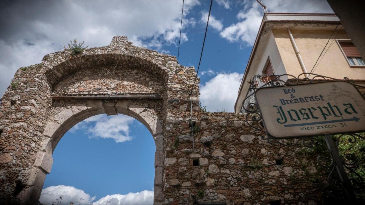 Bed And Breakfast Josepha Taormina Exterior foto